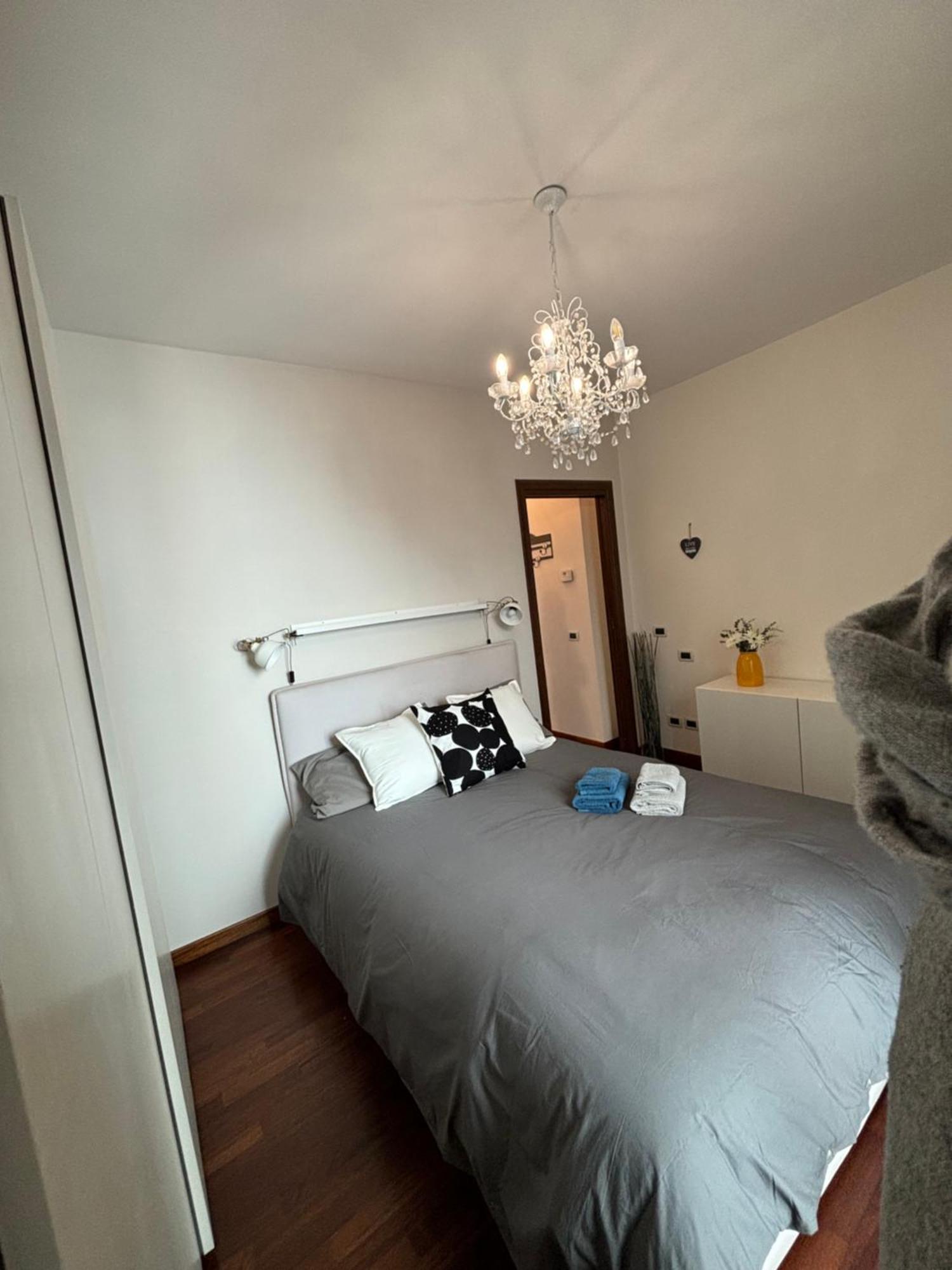 Michelangelo Apartment Pescara Bagian luar foto
